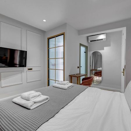 Eclectic Syros Bed & Breakfast Ermoupoli Exterior photo