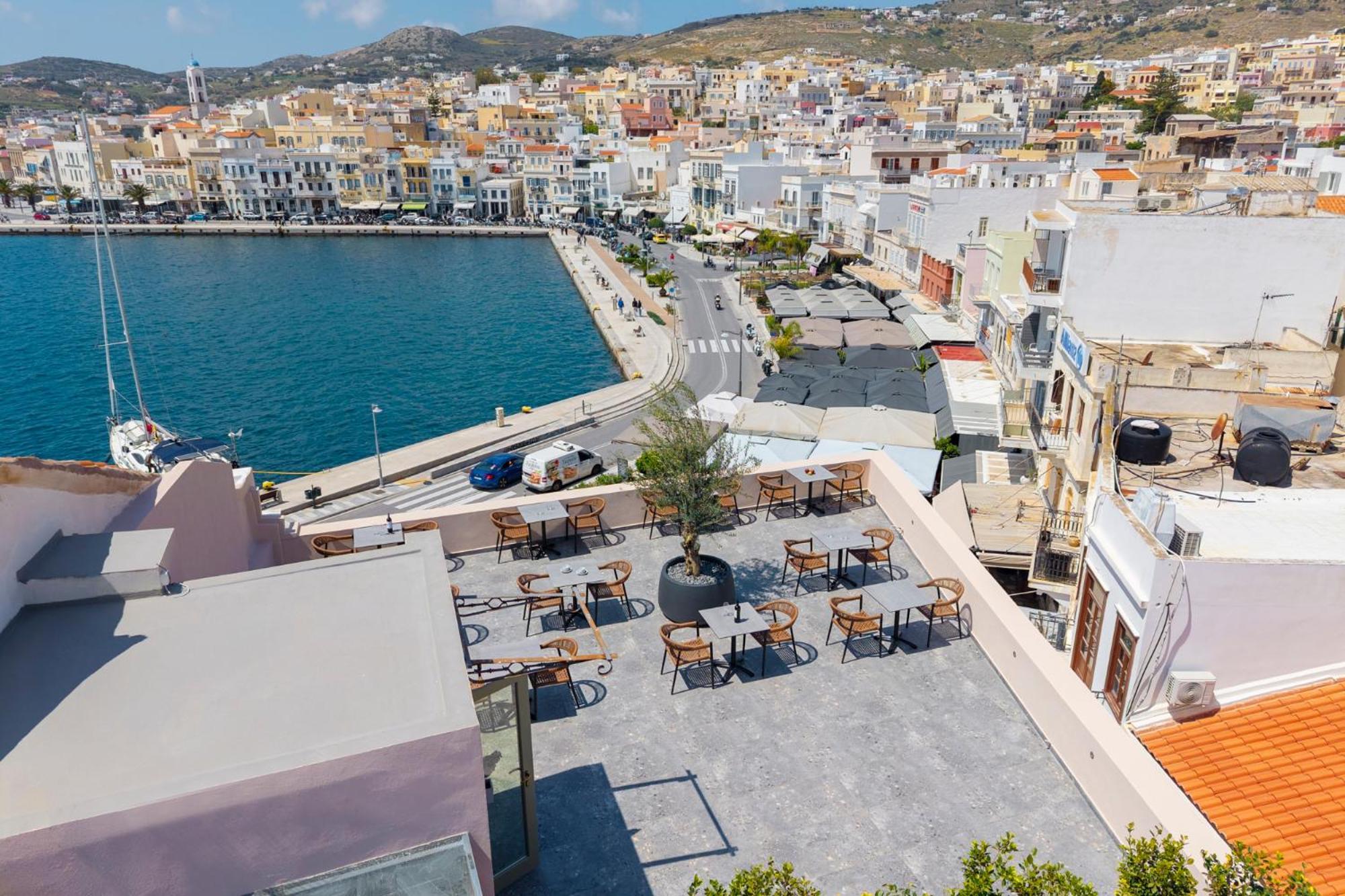 Eclectic Syros Bed & Breakfast Ermoupoli Exterior photo