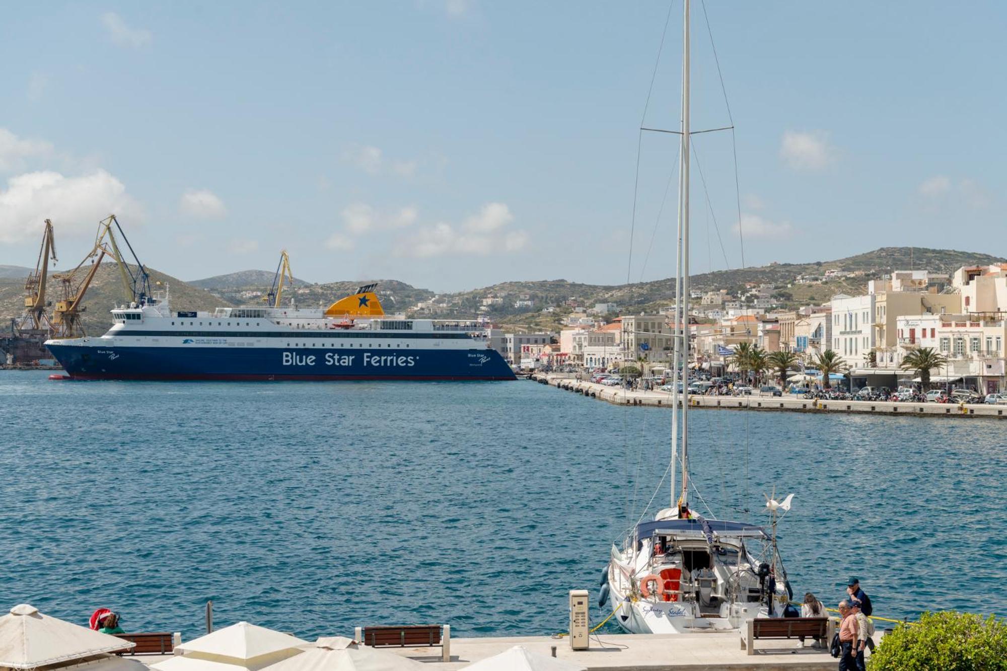 Eclectic Syros Bed & Breakfast Ermoupoli Exterior photo