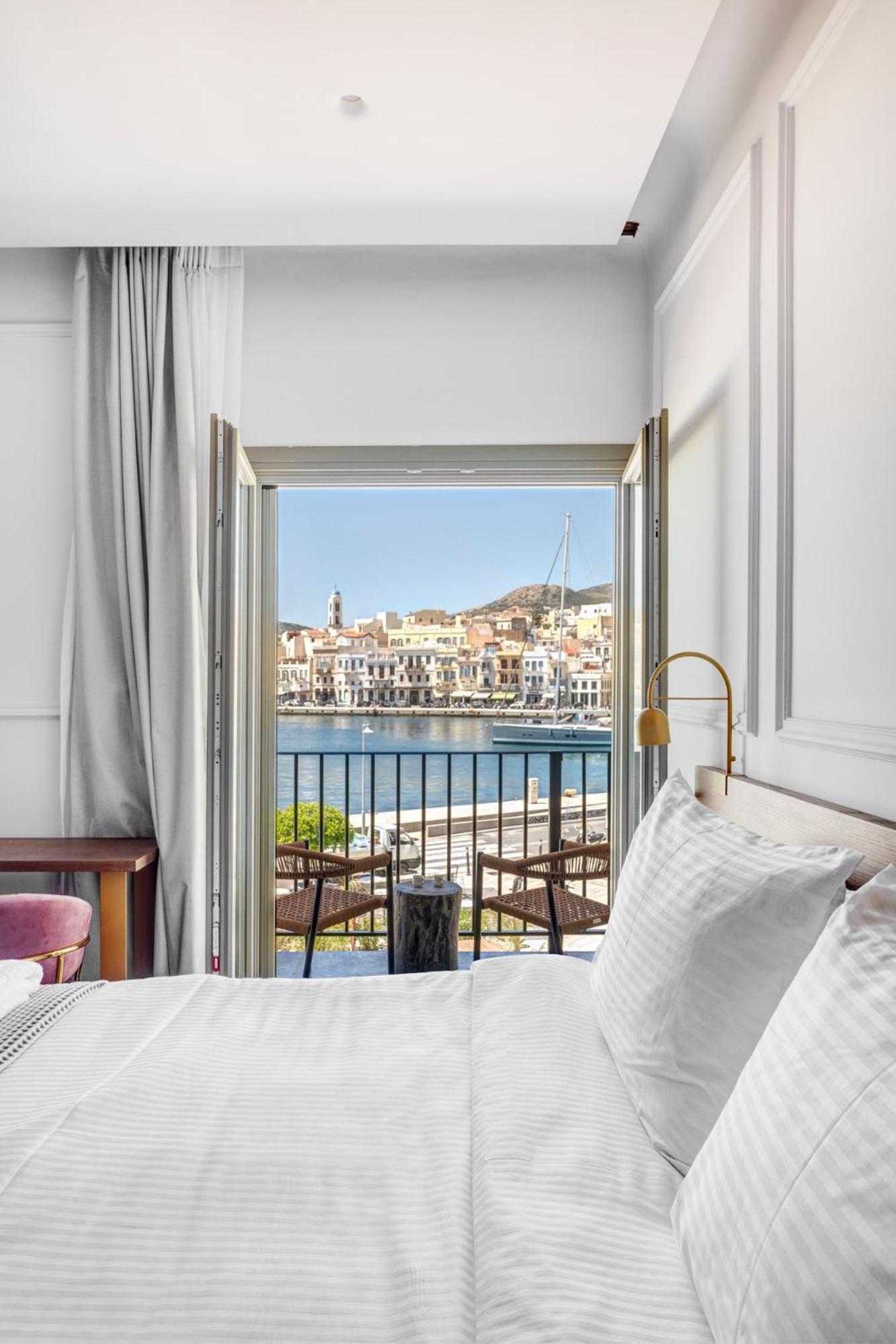 Eclectic Syros Bed & Breakfast Ermoupoli Exterior photo