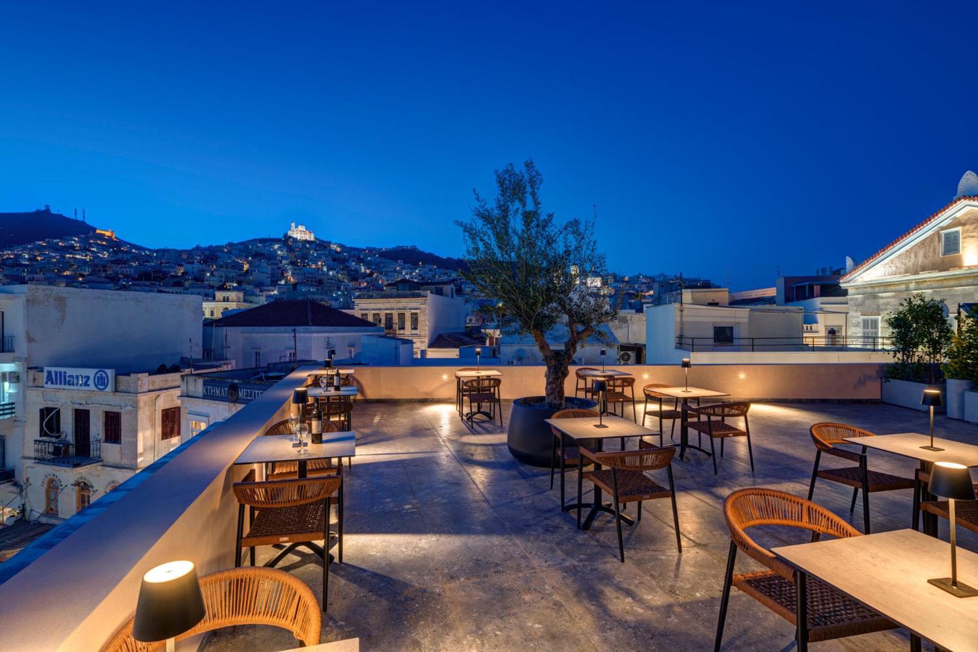 Eclectic Syros Bed & Breakfast Ermoupoli Exterior photo